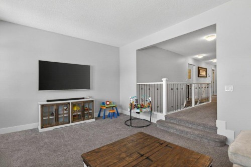 41 Drake Landing Loop, Okotoks, AB 