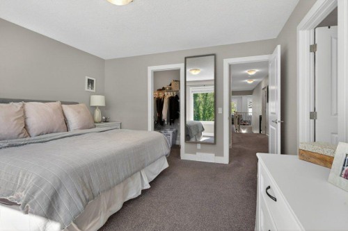 41 Drake Landing Loop, Okotoks, AB 