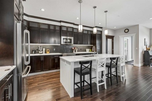 406 25 Avenue Nw, Calgary, AB 