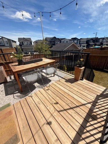 38 Precedence Glen, Cochrane, AB 