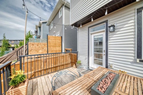 38 Precedence Glen, Cochrane, AB 