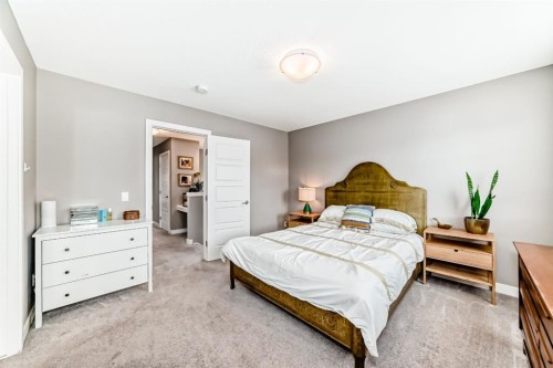 38 Precedence Glen, Cochrane, AB 