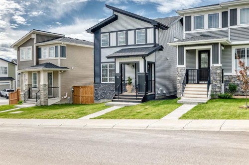 38 Precedence Glen, Cochrane, AB 