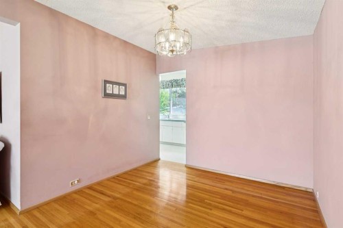 4312 40 Street Nw, Calgary, AB 