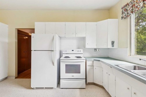 4312 40 Street Nw, Calgary, AB 