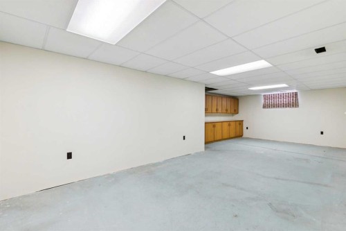 4312 40 Street Nw, Calgary, AB 