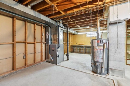 4312 40 Street Nw, Calgary, AB 