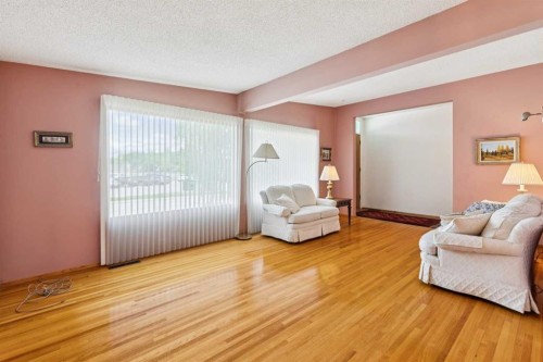 4312 40 Street Nw, Calgary, AB 