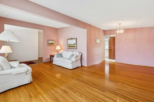 4312 40 Street Nw, Calgary, AB 