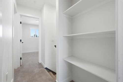 58 Taraglen Road Ne, Calgary, AB - Indoor