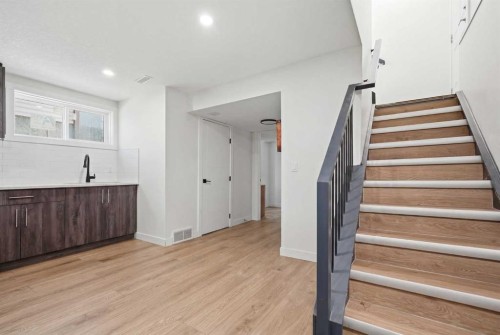 58 Taraglen Road Ne, Calgary, AB - Indoor Photo Showing Other Room