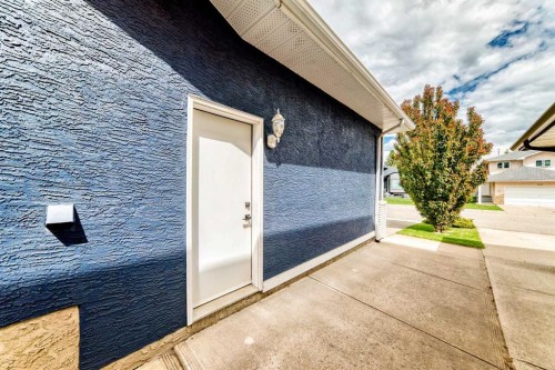 163 Shannon Circle Sw, Calgary, AB 