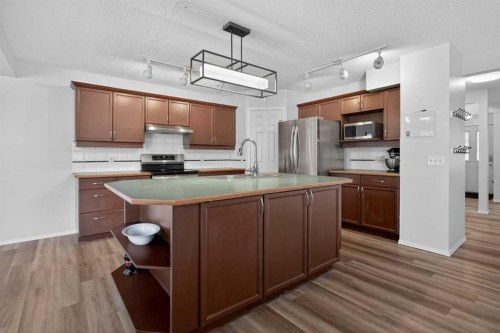 153 Mountain Park Drive Se, Calgary, AB 