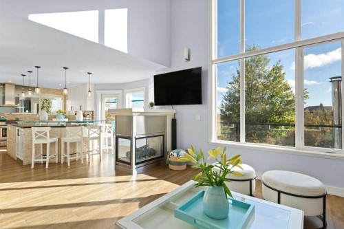 366 Patterson Boulevard Sw, Calgary, AB - Indoor Photo Showing Dining Room