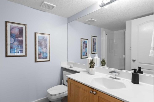 366 Patterson Boulevard Sw, Calgary, AB - Indoor Photo Showing Bathroom