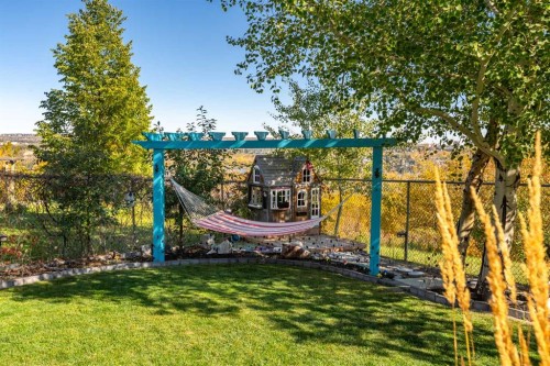 366 Patterson Boulevard Sw, Calgary, AB - Outdoor