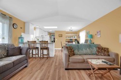 118 Heritage Drive Okotoks, AB T1S 1M4