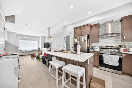 256 Belmont Boulevard Sw, Calgary, AB 