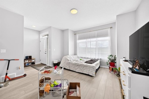 256 Belmont Boulevard Sw, Calgary, AB 