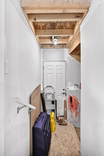 256 Belmont Boulevard Sw, Calgary, AB 