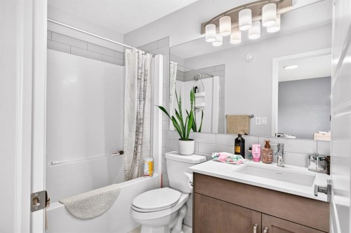 256 Belmont Boulevard Sw, Calgary, AB 