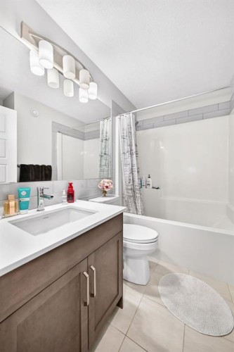 256 Belmont Boulevard Sw, Calgary, AB 