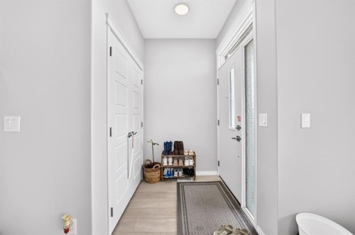 256 Belmont Boulevard Sw, Calgary, AB 