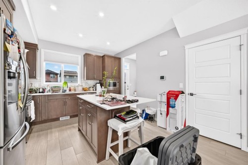 256 Belmont Boulevard Sw, Calgary, AB 