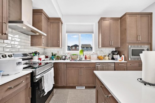 256 Belmont Boulevard Sw, Calgary, AB 