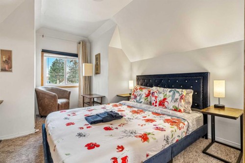 1616 3 Street Nw, Calgary, AB - Indoor Photo Showing Bedroom