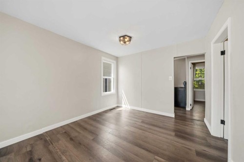 3807 1 Street Ne, Calgary, AB 