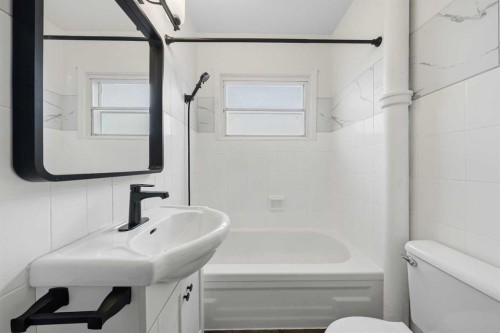 3807 1 Street Ne, Calgary, AB 