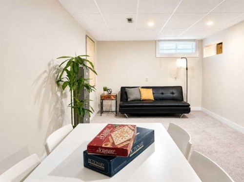 931 124 Avenue Sw, Calgary, AB 