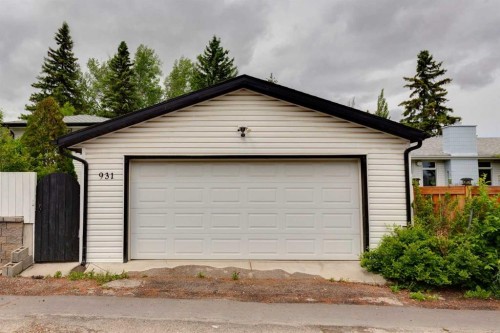 931 124 Avenue Sw, Calgary, AB 