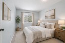 301-638 Meredith Road Ne, Calgary, AB  - Indoor Photo Showing Bedroom 