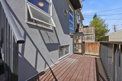 2-4620 17 Avenue Nw, Calgary, AB - Outdoor With Exterior