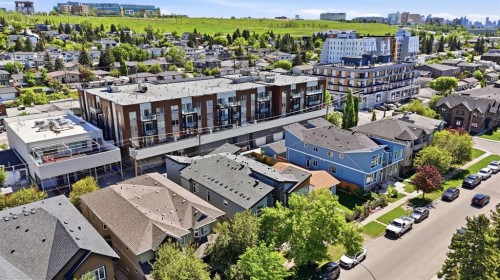 2-4620 17 Avenue Nw, Calgary, AB - Outdoor With View