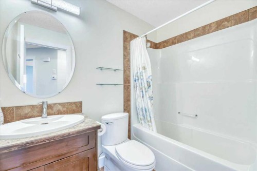 188 Aspen Creek Crescent, Strathmore, AB - Indoor Photo Showing Bathroom