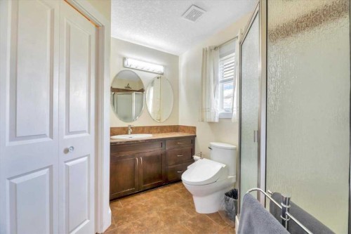 188 Aspen Creek Crescent, Strathmore, AB - Indoor Photo Showing Bathroom