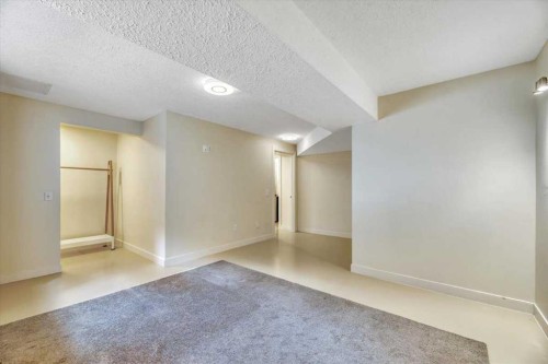 188 Aspen Creek Crescent, Strathmore, AB - Indoor Photo Showing Other Room