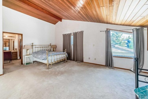 156 Edgehill Close Nw, Calgary, AB 