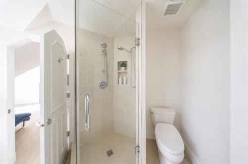 39 Slopes Grove Sw, Calgary, AB 