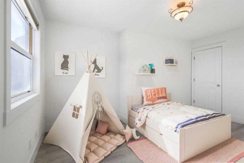 39 Slopes Grove Sw, Calgary, AB 