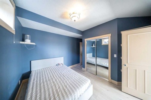 39 Slopes Grove Sw, Calgary, AB 