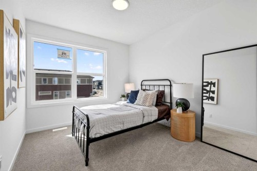211 Corner Glen Crescent Ne, Calgary, AB 