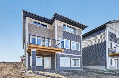 211 Corner Glen Crescent Ne, Calgary, AB 