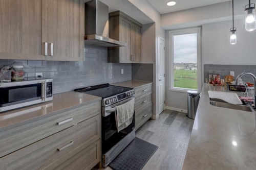 3415-33 Carringham Gate Nw, Calgary, AB 