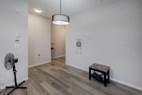 3415-33 Carringham Gate Nw, Calgary, AB 