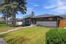 87 Armstrong Crescent Se, Calgary, AB  - Outdoor 