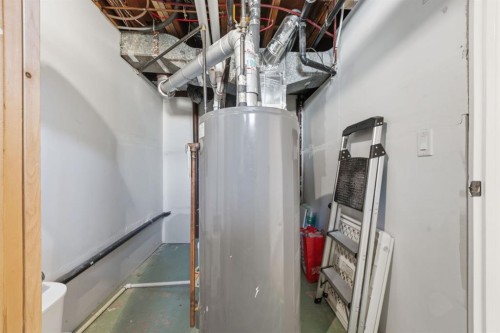 87 Armstrong Crescent Se, Calgary, AB - Indoor Photo Showing Basement